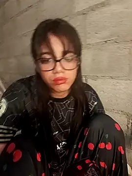 Snapshot of Dayii_sweet chatting on 05.30.26 Dayii sweet online show from 05.30.26