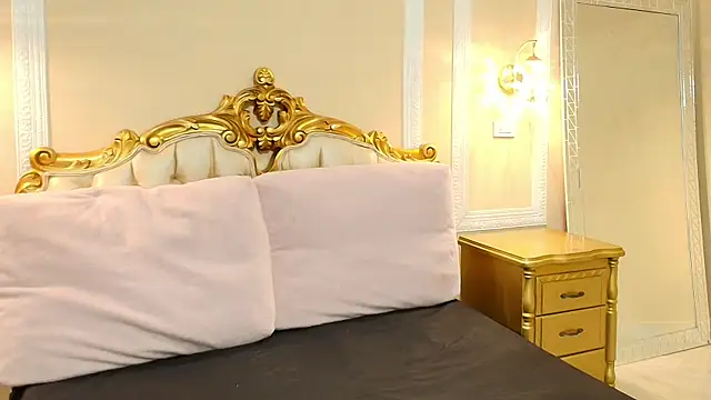 PaulineKosh online show from 07.04.26