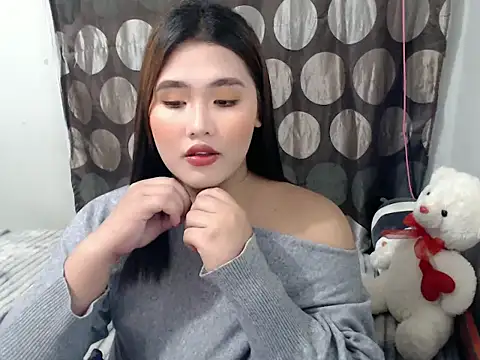 Snapshot of YourBaby_Eva chatting on 04.26.26 YourBaby Eva online show from 04.26.26
