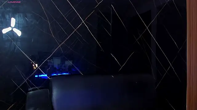  IanLark online show from 06.04.26