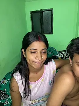 Snapshot of hot-couple-0 chatting on 06.23.26 hot-couple-0 online show from 06.23.26
