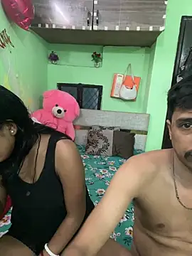 Snapshot of hot-couple-0 chatting on 07.18.26 hot-couple-0 online show from 07.18.26