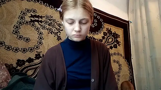 Snapshot of LunaLaday chatting on 05.26.26 LunaLaday online show from 05.26.26