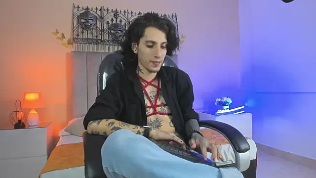 Vergil Noir  online show from 05.20.26
