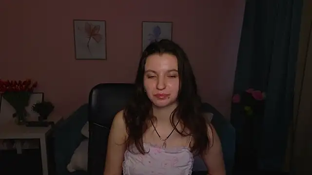 BelovedAlice online show from 04.25.26