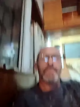 Snapshot of tarko_ chatting on 04.22.26 tarko online show from 04.22.26