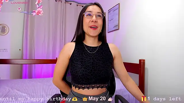Elisabetta Amour online show from 05.19.26
