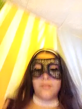 Snapshot of Conejita69n_n chatting on 04.27.26 Conejita69n n online show from 04.27.26