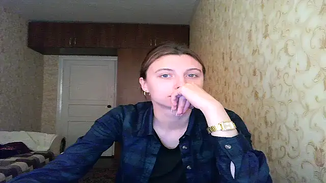 Snapshot of MilaShka29 chatting on 05.25.26 MilaShka29 online show from 05.25.26