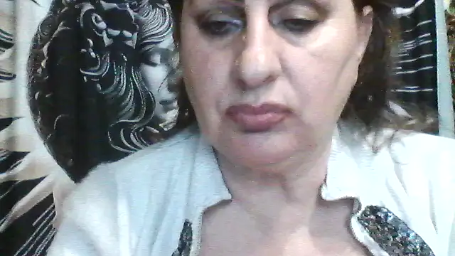 Snapshot of LoaqLovew chatting on 04.30.26 LoaqLovew online show from 04.30.26