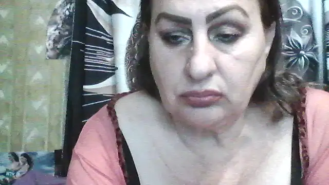 Snapshot of LoaqLovew chatting on 06.06.26 LoaqLovew online show from 06.06.26
