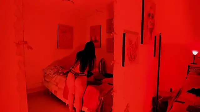 EmmyCastillo online show from 06.04.26