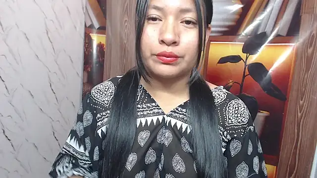 Snapshot of Sol_vannesa chatting on 05.18.26 Sol vannesa online show from 05.18.26