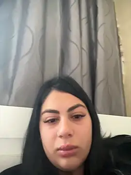 Snapshot of LilyLovell chatting on 04.27.26 LilyLovell online show from 04.27.26