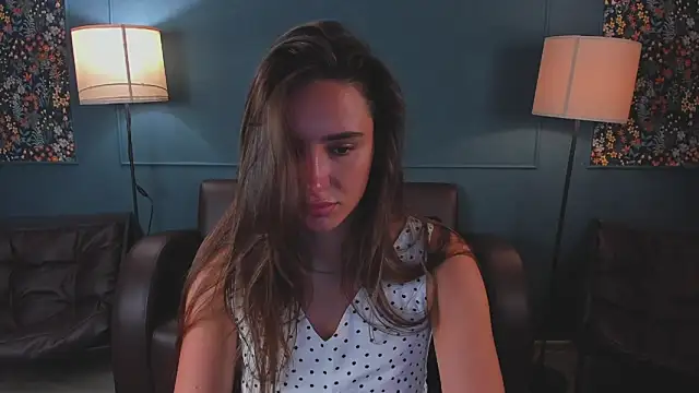 NicoleWells22 online show from 06.08.26