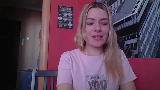 Softy Aura  online show from 05.29.26