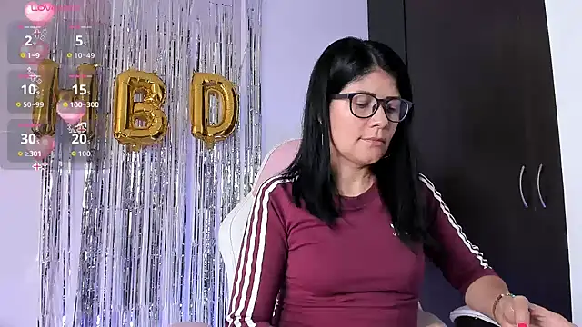 Isis  Love online show from 07.18.26