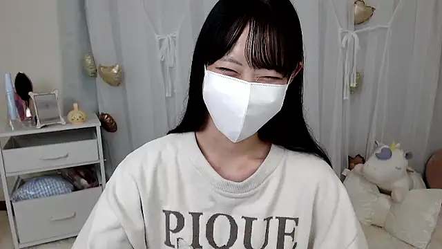 mii  tan online show from 04.28.26