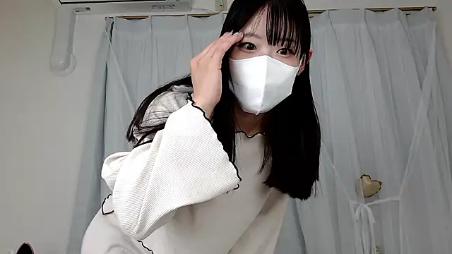 Snapshot of mii__tan chatting on 05.02.26 mii tan online show from 05.02.26