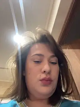 Snapshot of BettyRussian chatting on 05.15.26 BettyRussian online show from 05.15.26