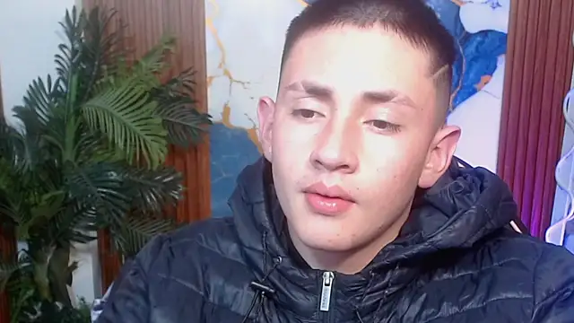 Snapshot of Andres_Tay chatting on 04.27.26 Andres Tay online show from 04.27.26