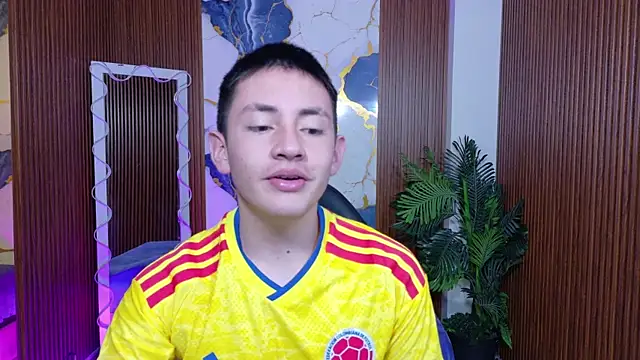Snapshot of Andres_Tay chatting on 06.01.26 Andres Tay online show from 06.01.26