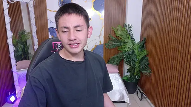 Snapshot of Andres_Tay chatting on 06.05.26 Andres Tay online show from 06.05.26