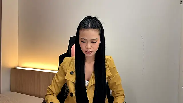 Snapshot of WynellAveritt chatting on 05.02.26 WynellAveritt online show from 05.02.26
