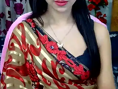 Snapshot of Alina_Nur chatting on 04.30.26 Alina Nur online show from 04.30.26