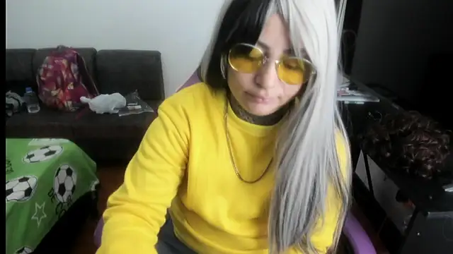 romina23 online show from 05.17.26