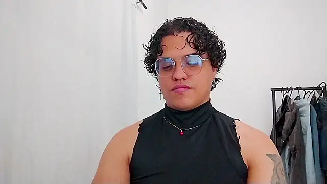 Snapshot of Diane_exotic chatting on 05.05.26 Diane exotic online show from 05.05.26