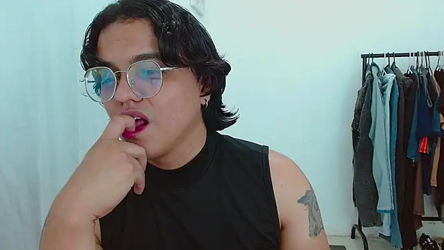 Snapshot of Diane_exotic chatting on 05.29.26 Diane exotic online show from 05.29.26