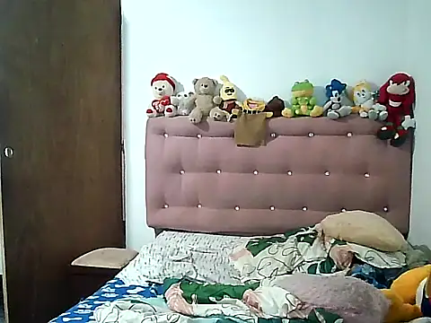 Chiquilove27 online show from 07.23.26