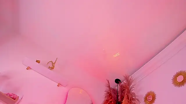 hailey sky  online show from 07.01.26