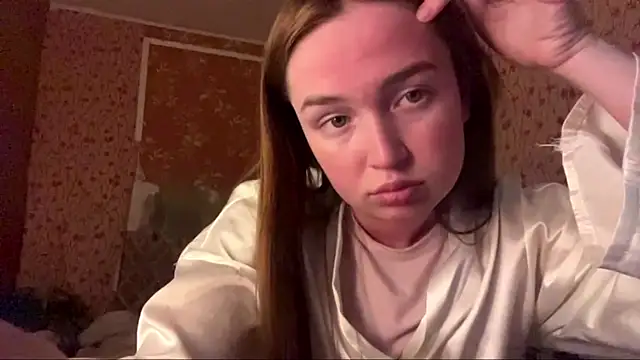 Chloooee online show from 05.26.26