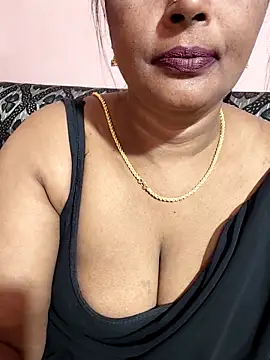 Sunitha-tamilponu online show from 04.28.26