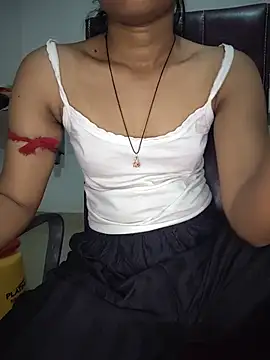 Snapshot of ESHA-LOVE chatting on 06.16.26 ESHA-LOVE online show from 06.16.26