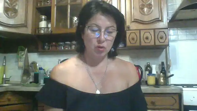 Snapshot of Fiona06 chatting on 05.26.26 Fiona06 online show from 05.26.26