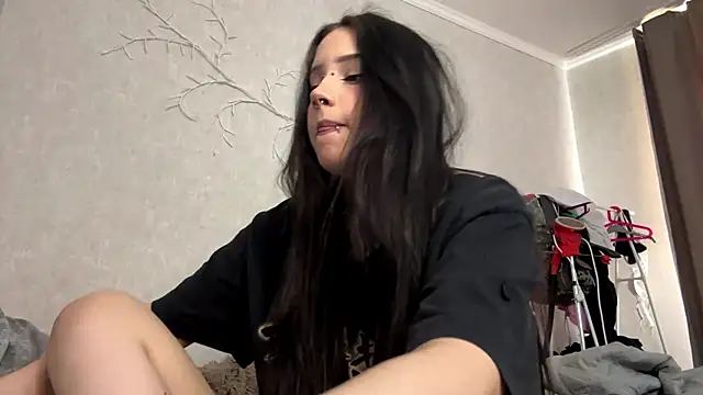 LouisePavlides online show from 05.15.26