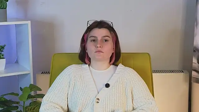 KathlineRivas online show from 04.27.26