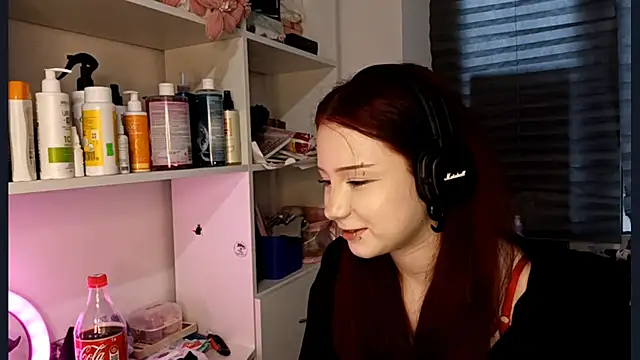 Snapshot of em0emily chatting on 07.07.26 em0emily online show from 07.07.26