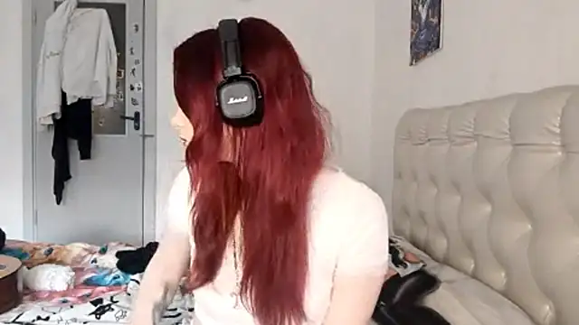Snapshot of em0emily chatting on 07.20.26 em0emily online show from 07.20.26