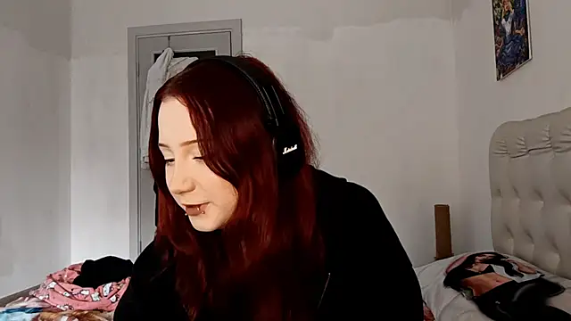 Snapshot of em0emily chatting on 07.22.26 em0emily online show from 07.22.26