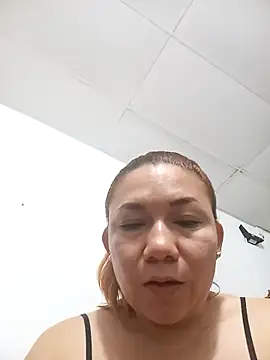 Luna Morch online show from 05.16.26