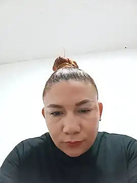 Luna Morch online show from 06.10.26