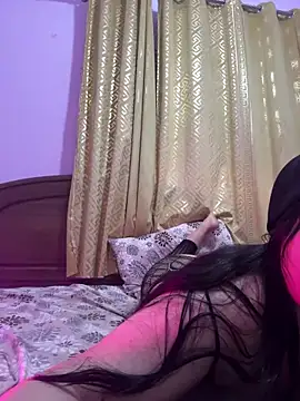 Snapshot of QueenRima99 chatting on 05.15.26 QueenRima99 online show from 05.15.26
