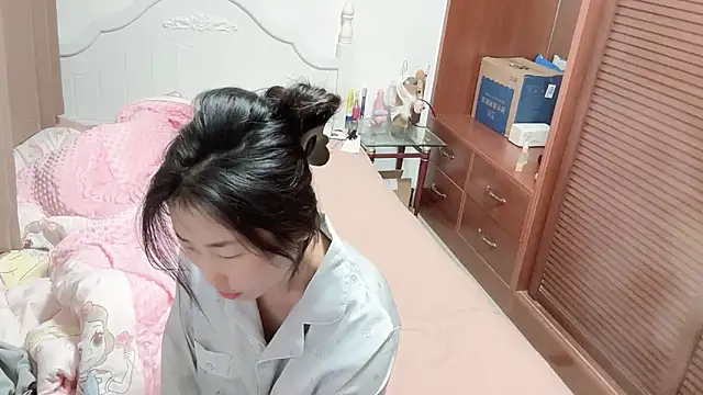XIAOnaimao-001 online show from 05.03.26