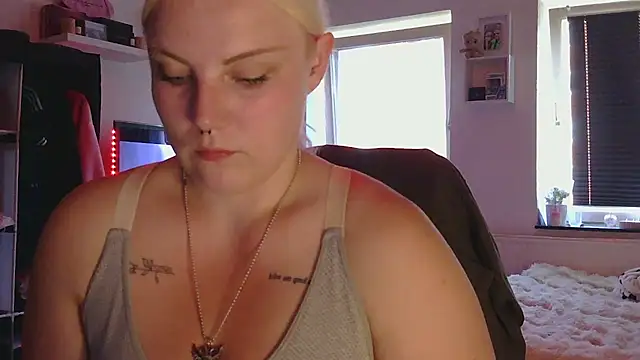 Snapshot of josi-420 chatting on 07.16.26 josi-420 online show from 07.16.26