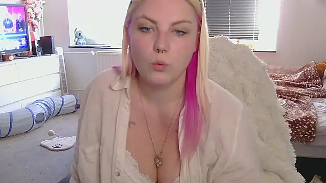 Snapshot of josi-420 chatting on 07.29.26 josi-420 online show from 07.29.26