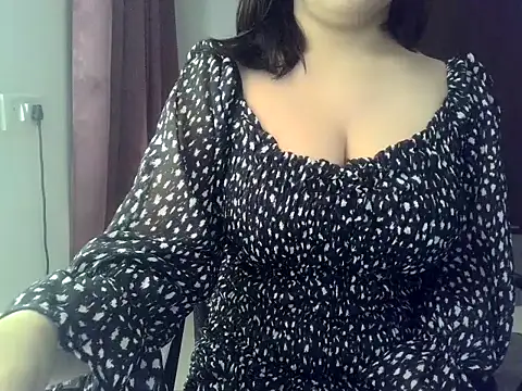 Snapshot of DreamyDesireX chatting on 06.17.26 DreamyDesireX online show from 06.17.26